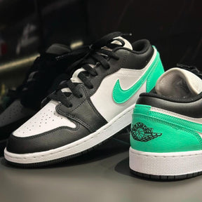 Tênis NK Air Jordan 1 Low