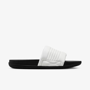 Chinelo NK Offcourt Adjust Preto e Branco