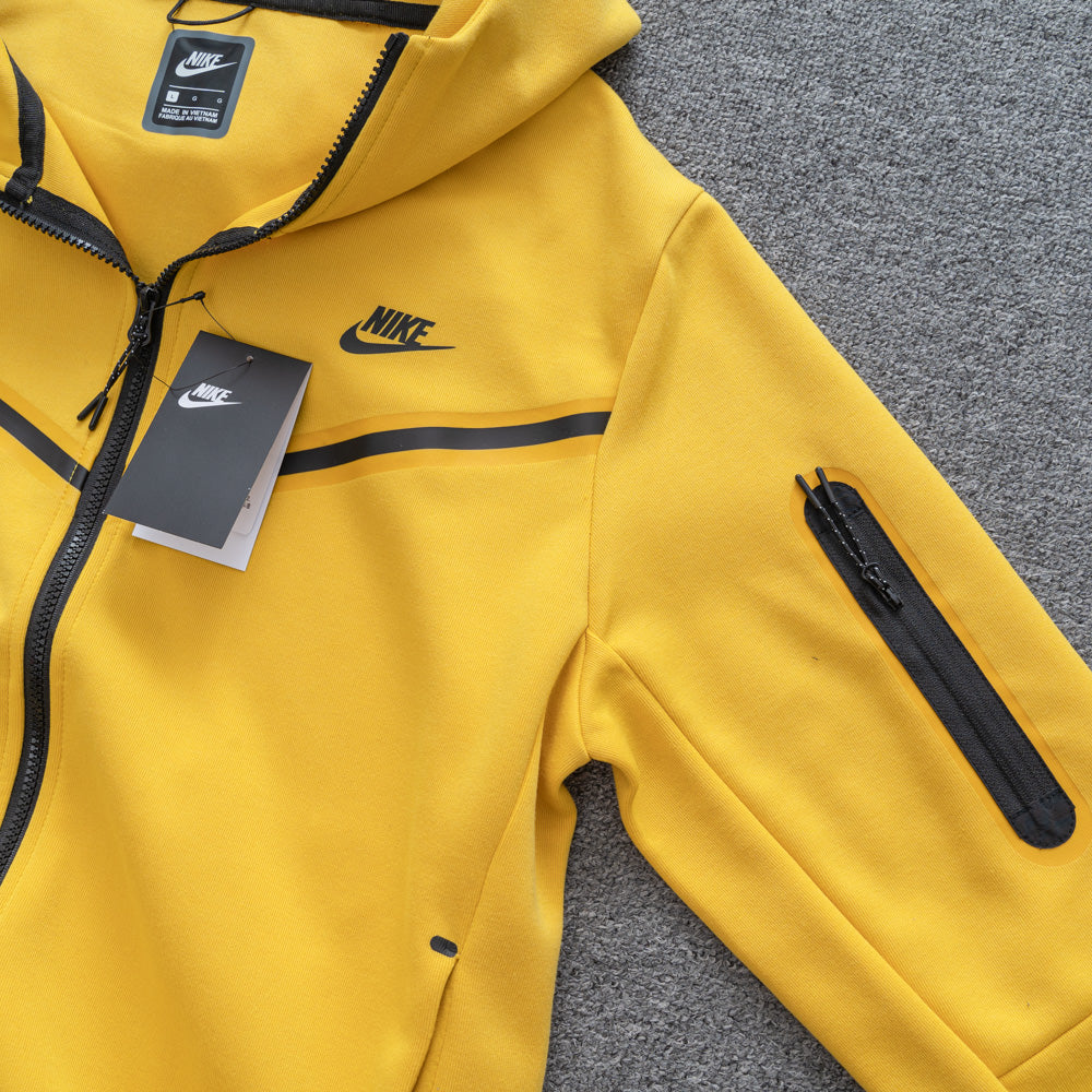 Jaqueta NK Tech Fleece Amarelo