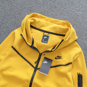 Jaqueta NK Tech Fleece Amarelo