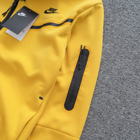 Jaqueta NK Tech Fleece Amarelo