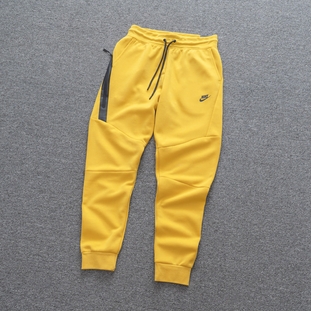 Calça NK Tech Fleece Amarelo