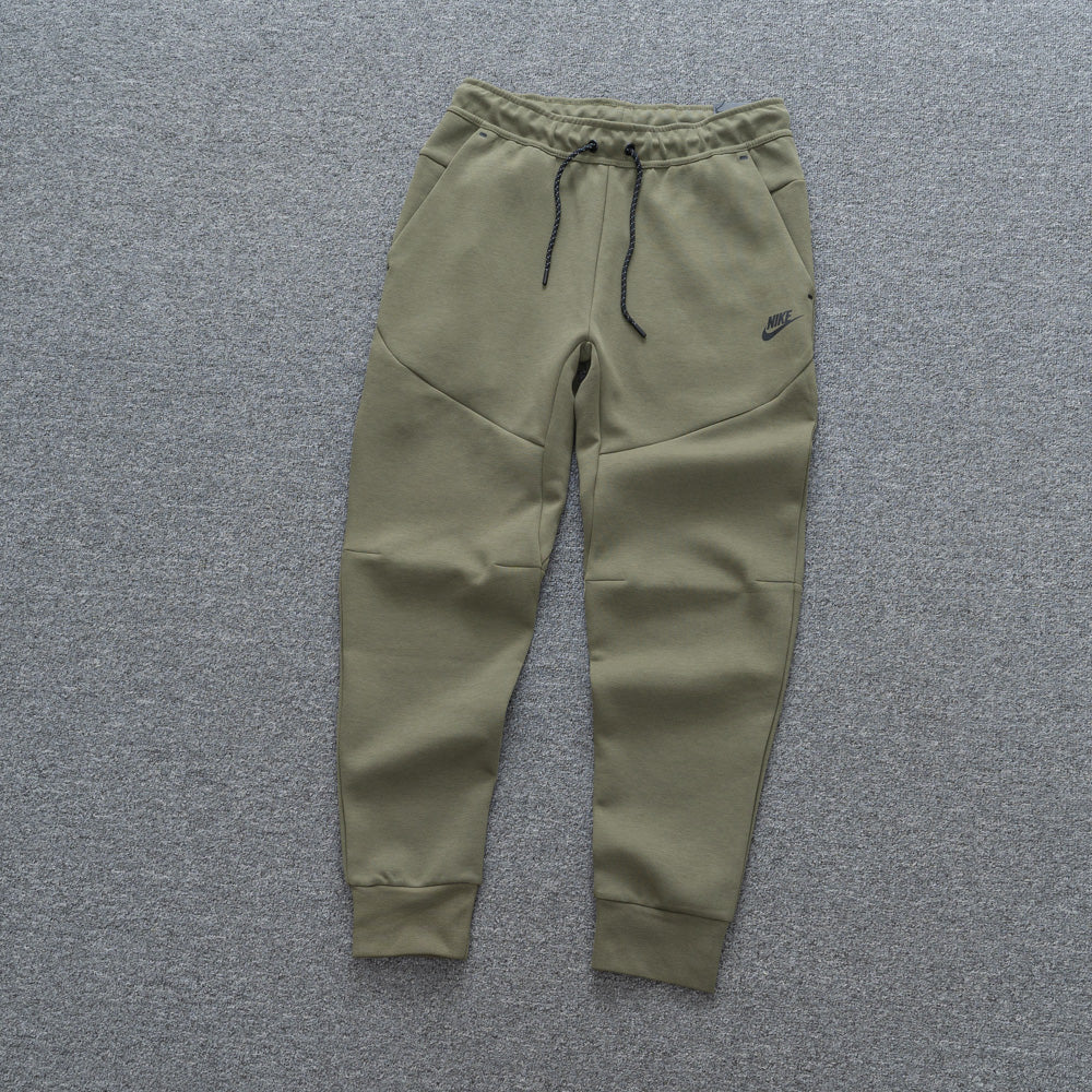 Calça NK Tech Fleece