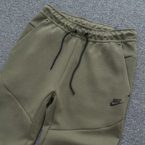 Calça NK Tech Fleece