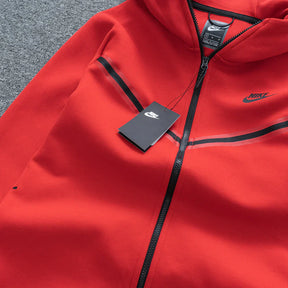 Jaqueta NK Tech Fleece Vermelho